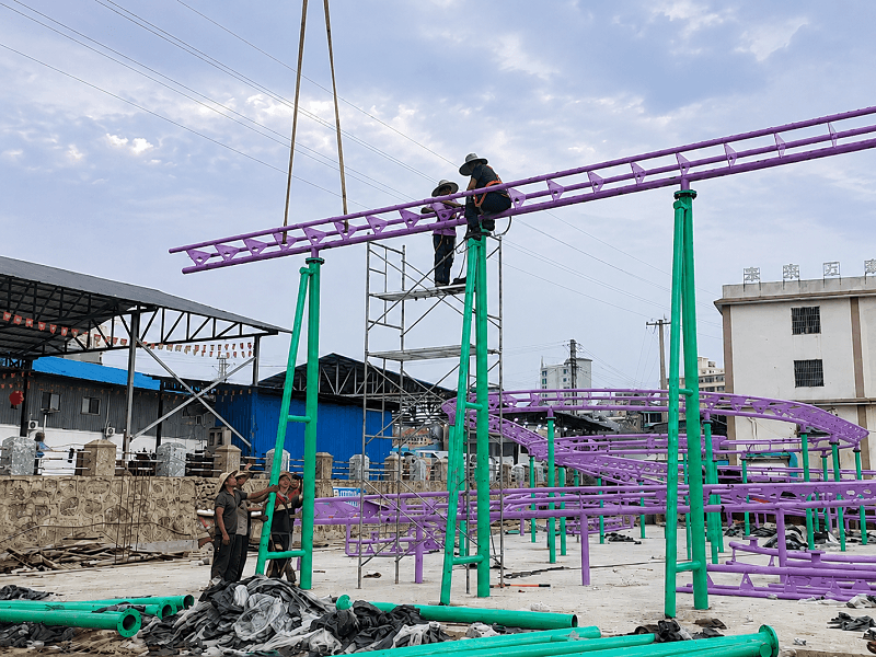 wild mouse roller coaster maintenance access